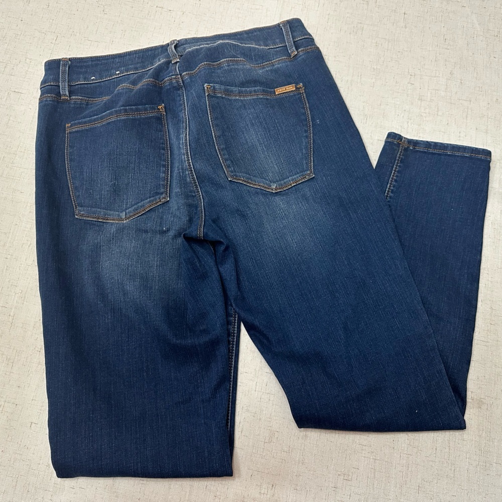 White House Black Market Dark Blue Skinny Jeans - Picture 5 of 9